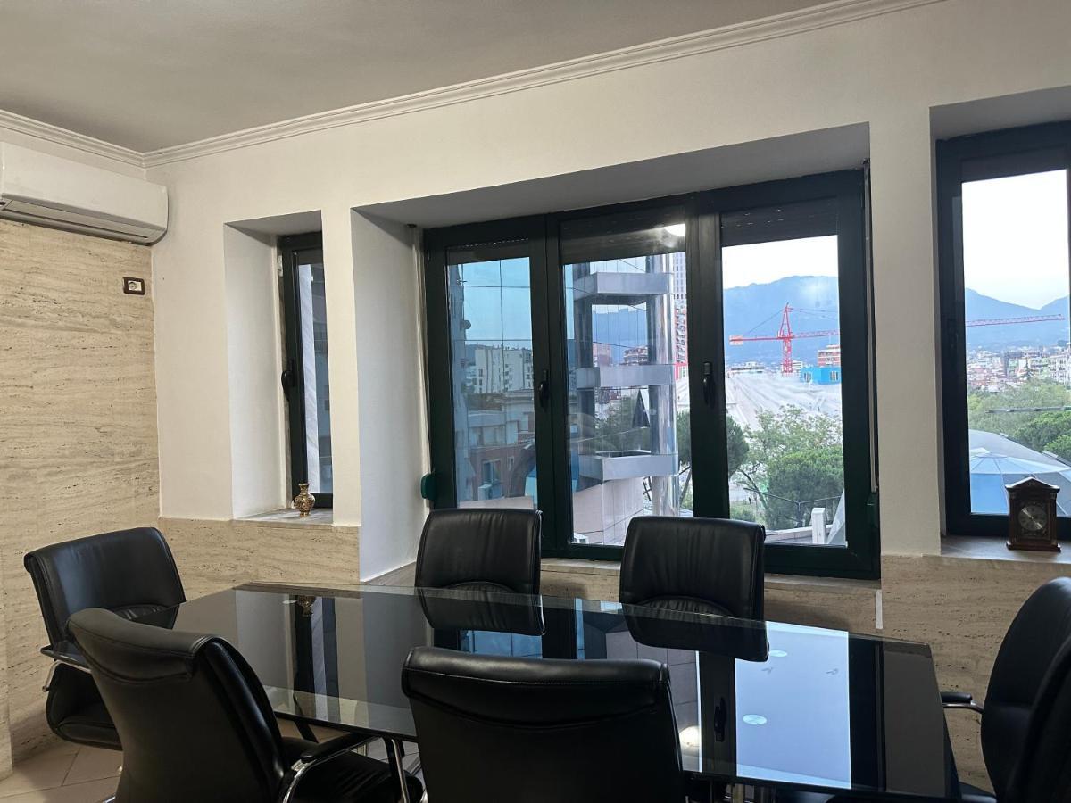 Amo Tower Tirana Center Apartment Exterior photo