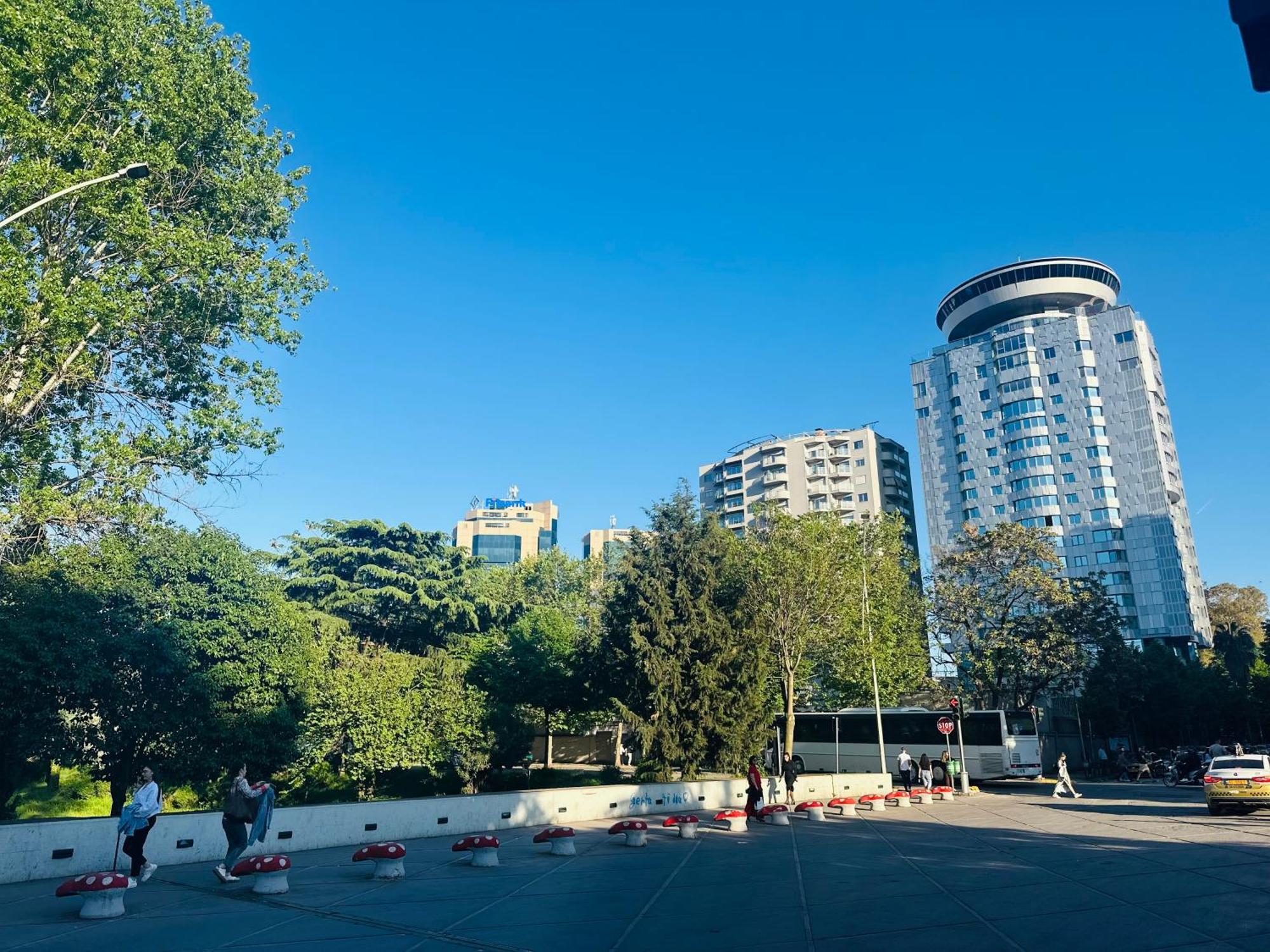 Amo Tower Tirana Center Apartment Exterior photo