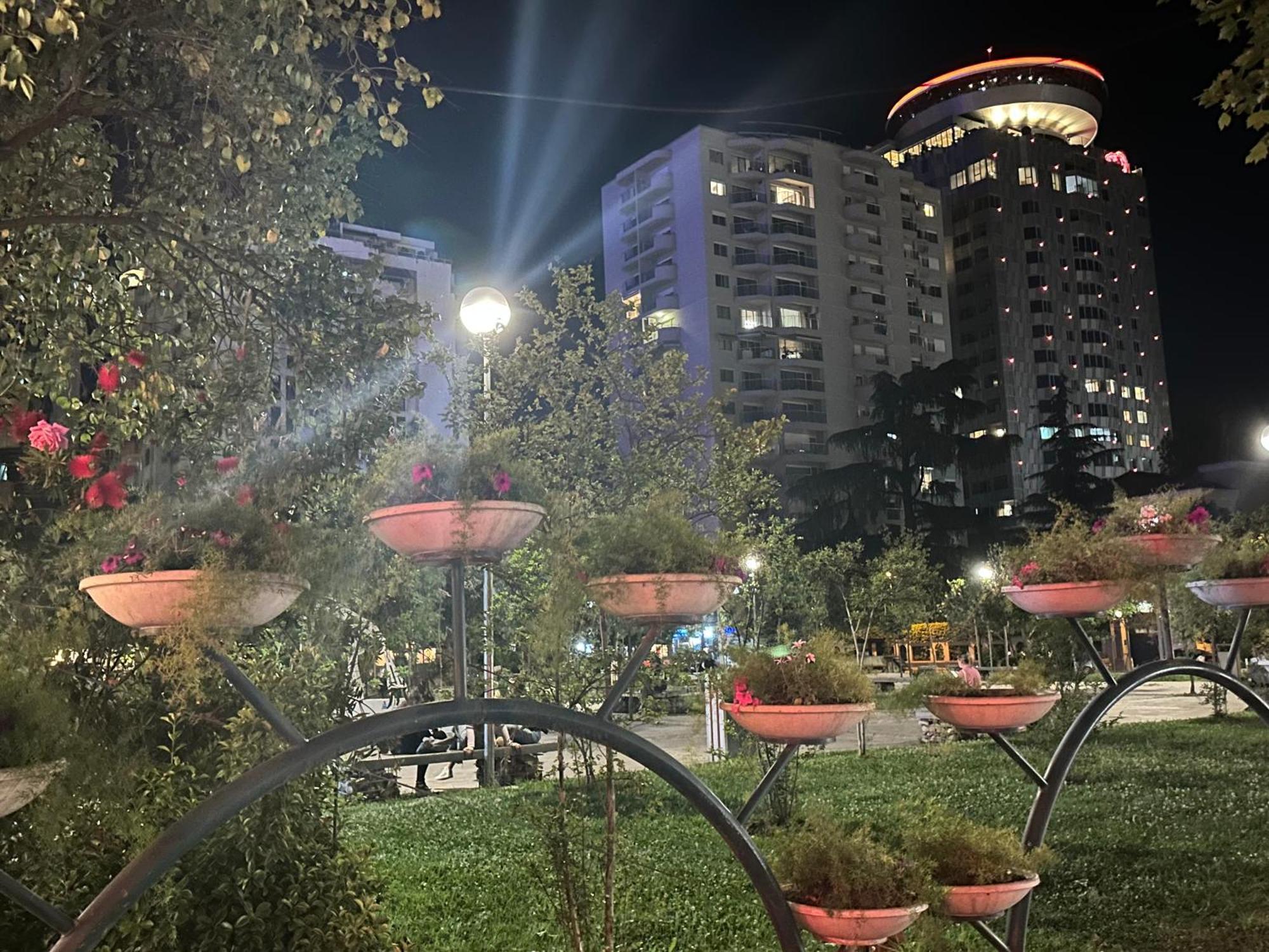 Amo Tower Tirana Center Apartment Exterior photo