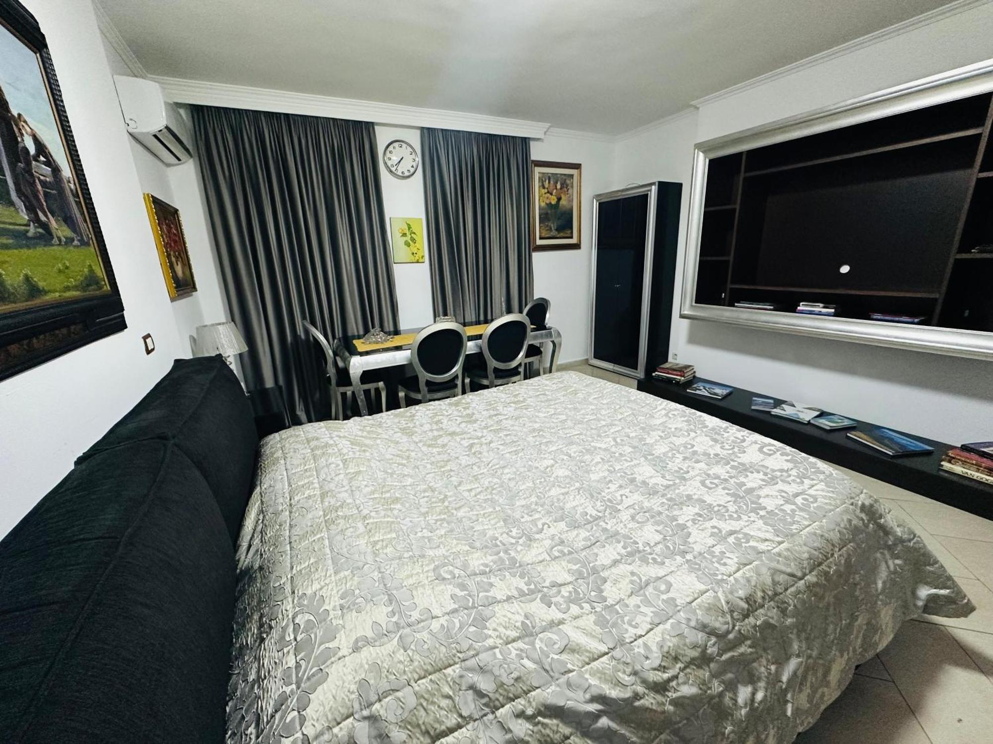 Amo Tower Tirana Center Apartment Exterior photo
