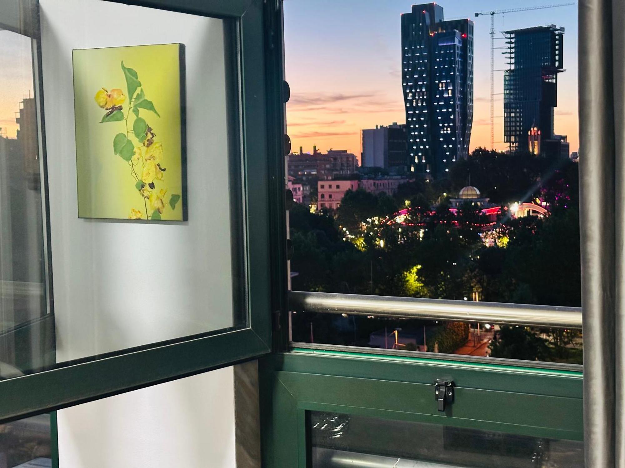 Amo Tower Tirana Center Apartment Exterior photo